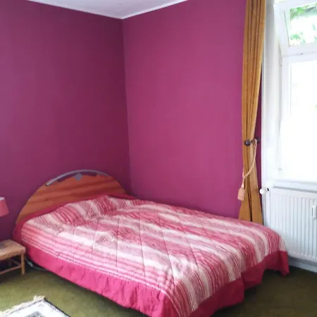 Appartement 2-raum Mit Kochzeile Und Bad In Schonem Landhaus